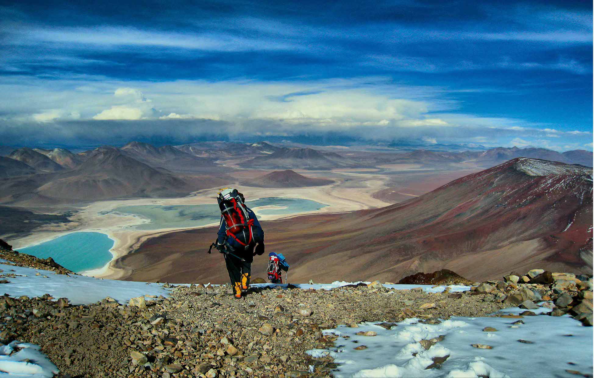 woda-01_Korona_Jezior_Ziemi__wyprawa_1_Licancabur._Zes__cie_z_wulkanu_Licancabur_po_nurkowaniu