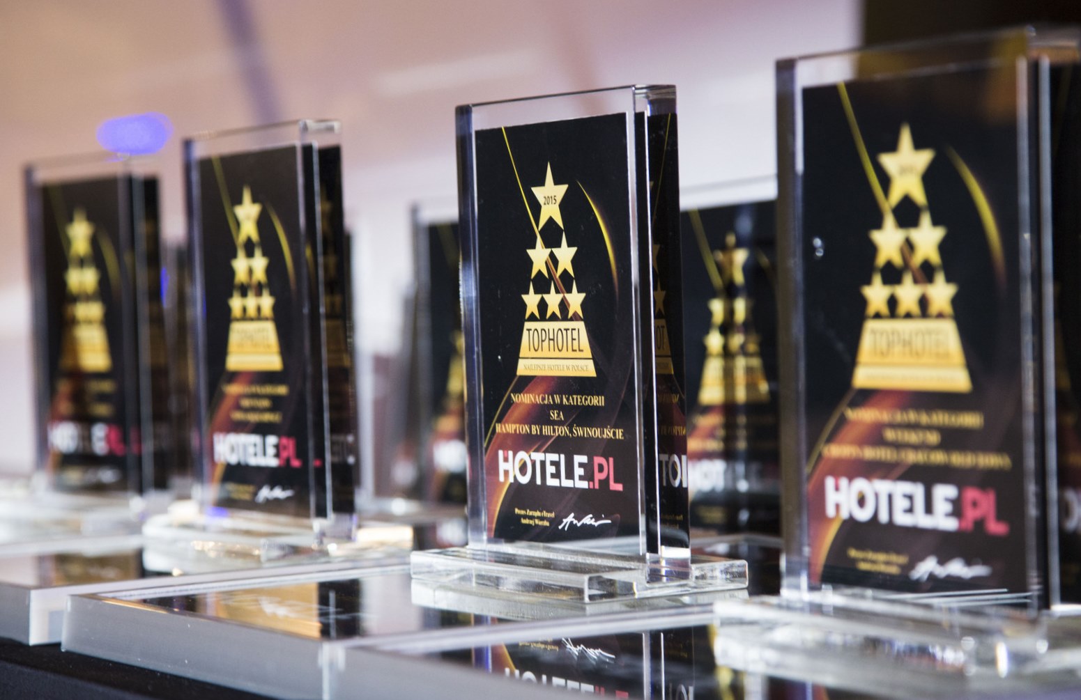 TOPHOTEL2015