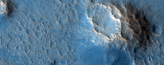 ESP_019783_2115