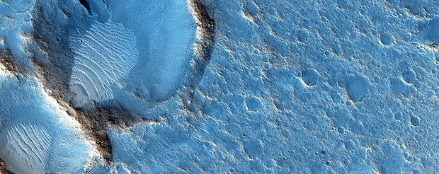 ESP_040776_2115