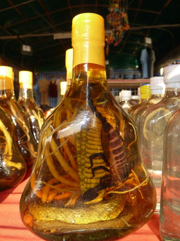 3. Wino z węża z lekką nutą skorpionów.
