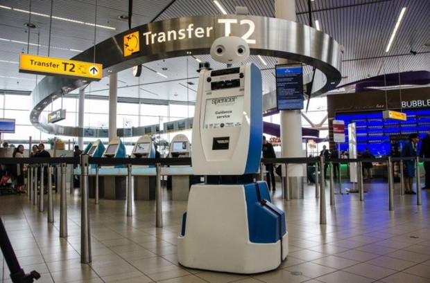 Robot Spencer_KLM