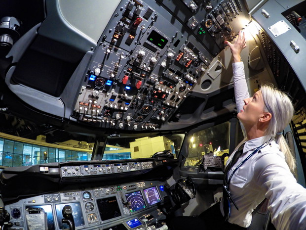 https://www.instagram.com/pilotmaria/