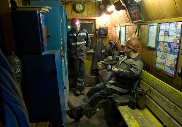 02-sylvinite-mine-russia.ngsversion.1464209313357.adapt.945.1