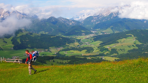 Z dzieckiem w Alpach
