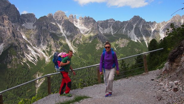 Z dzieckiem w Alpach