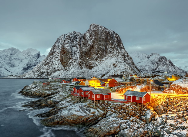 6. Reine, Norwegia