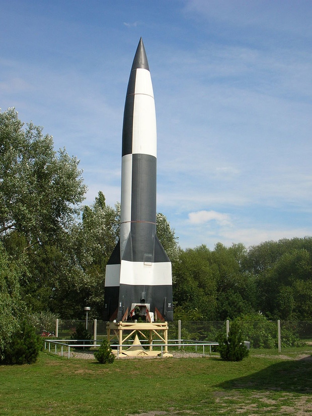 8. Pocisk rakietowy V2