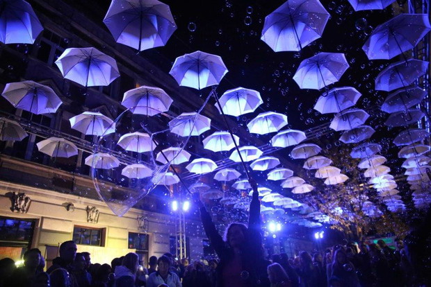 Light. Move. Festival