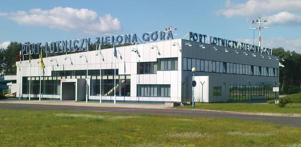 Port lotniczy Zielona Góra-Babimost