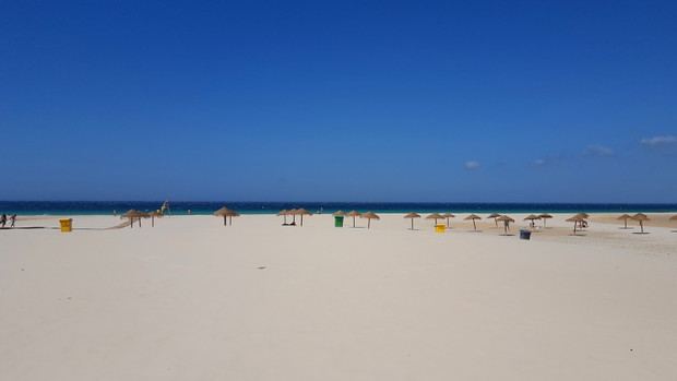 Playa de los Lances - kilometry białego piasku