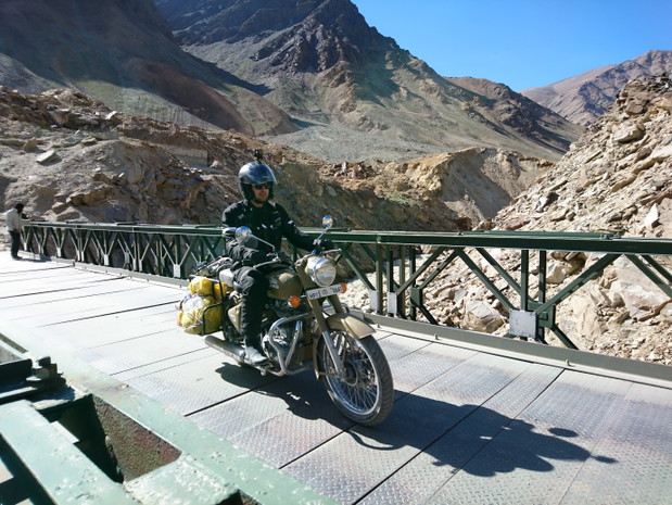 550 km motocyklem przez Himalaje