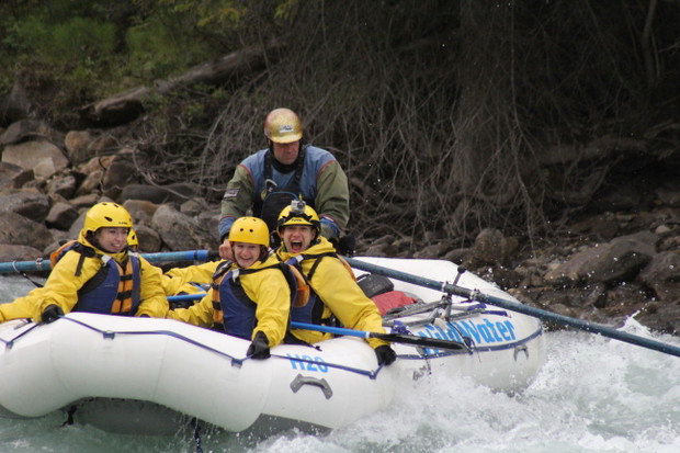 Miłość w podróży. Rafting, Alberta, Kanada