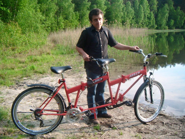 Kocha jeździć na rowerze, ale potrzebuje do tego towarzysza
