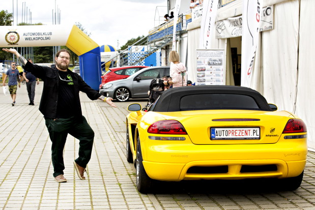 Autoprezent