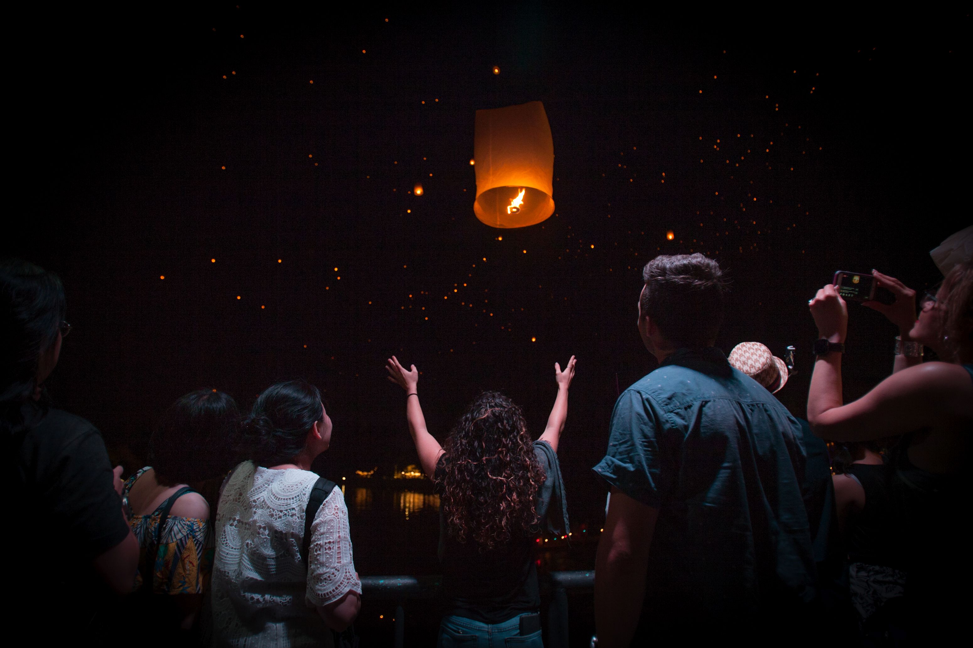 Loy Krathong - święto obchodzone podczas pełni księżyca w Chiang Mai