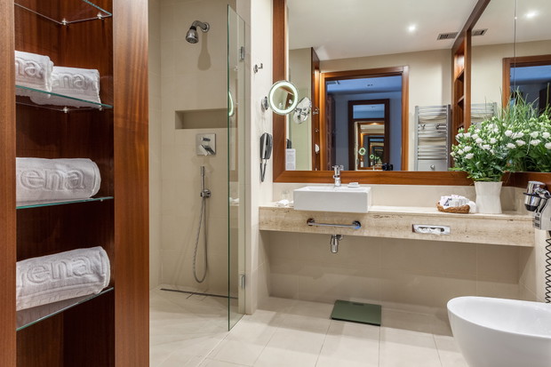 Dr Irena Eris Spa
