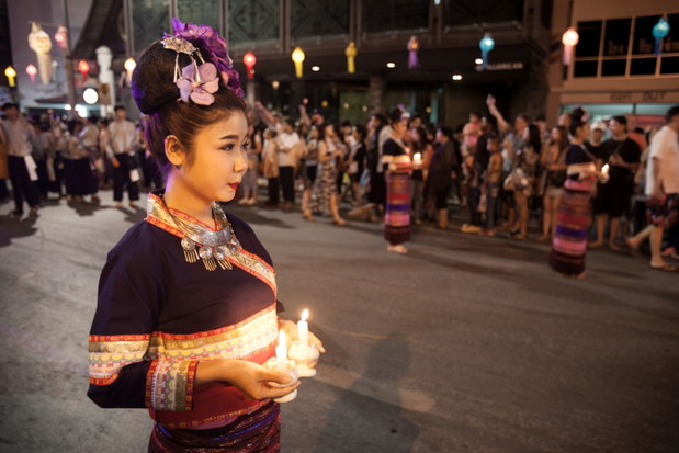Loy Krathong - święto obchodzone podczas pełni księżyca w Chiang Mai