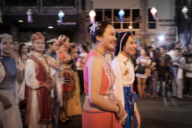 Loy Krathong - święto obchodzone podczas pełni księżyca w Chiang Mai