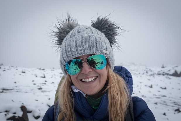 Ewa Piekarska i jej pomponiasta czapka.