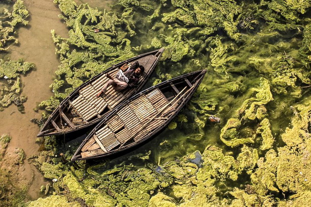 Boatman, Travel