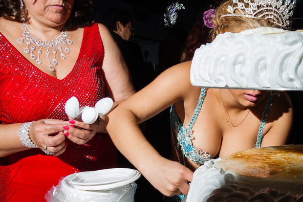 El Clot (The Hole), Gypsy Wedding, People
