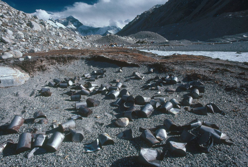 Mount Everest i śmieci