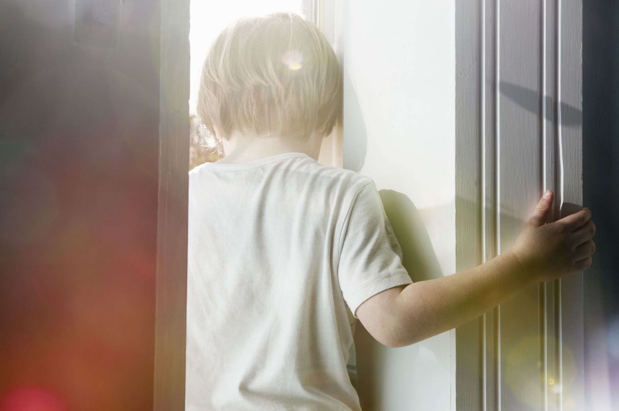 Ciężkie dzieciństwo sprawia, że nasze komórki starzeją się szybciej. Metylacja DNA pod lupą
