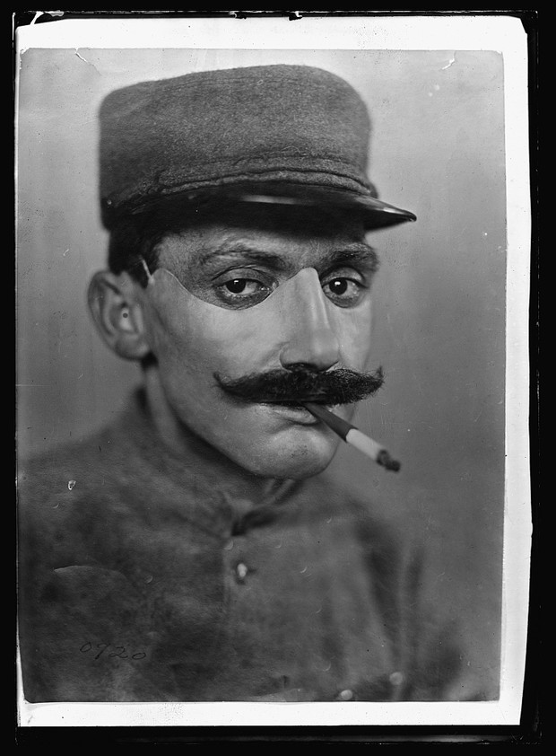 Maski Anne Colemann Ladd
