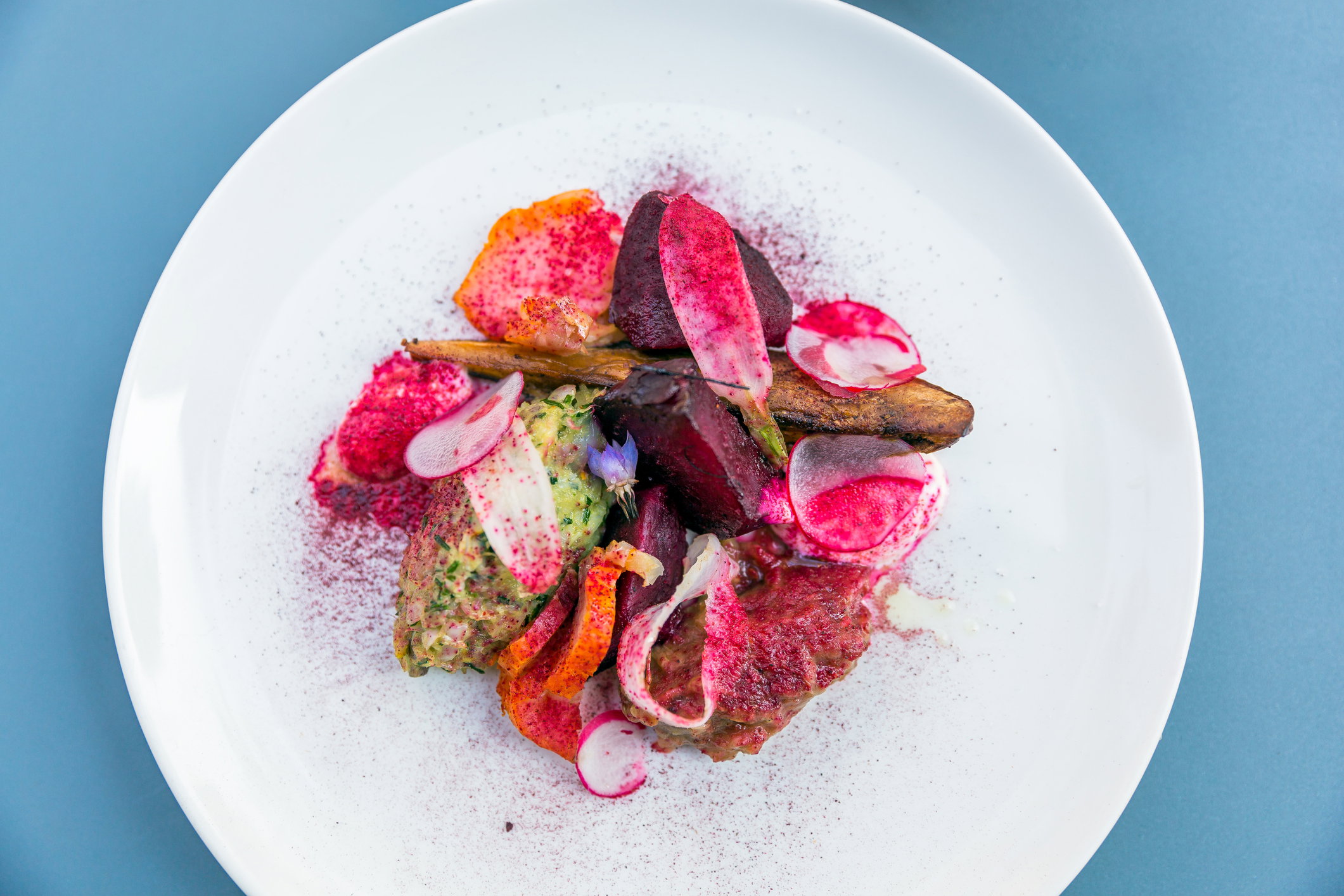 Restauracja z gwiazdkami Michelin rezygnuje z serwowania mięsa. „Z myślą o planecie, nie o klientach"