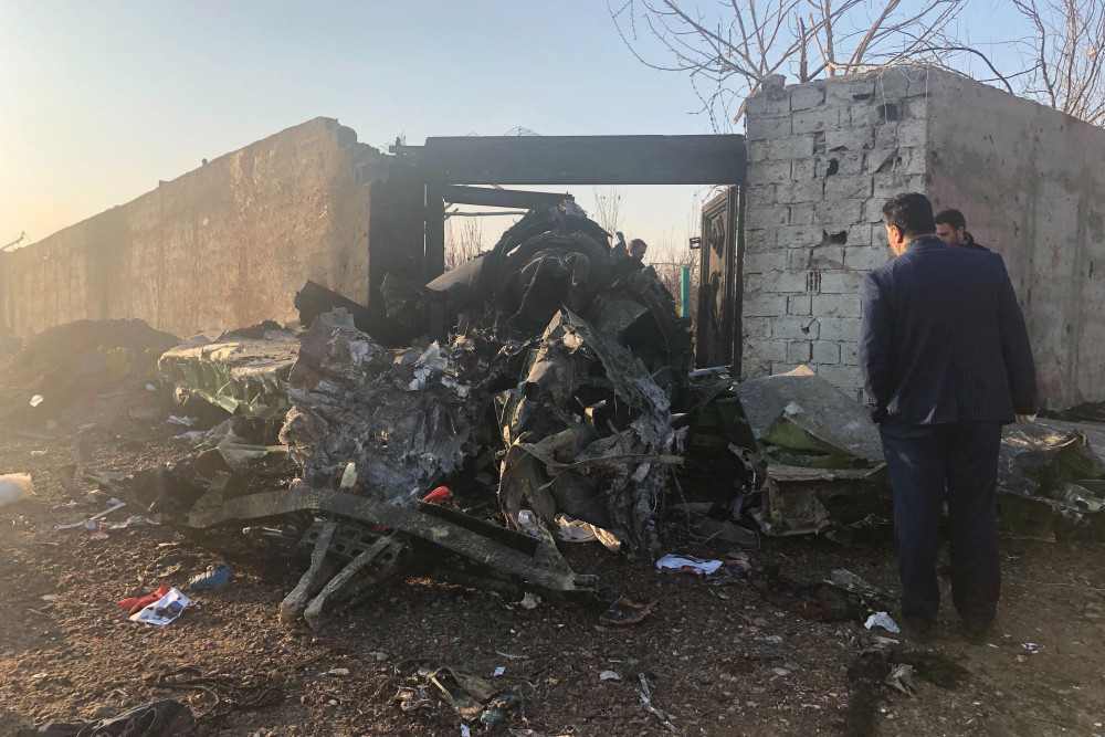 Ukraiński 737 uderzył w ziemię tuż po starcie z Teheranu. Nikt nie przeżył