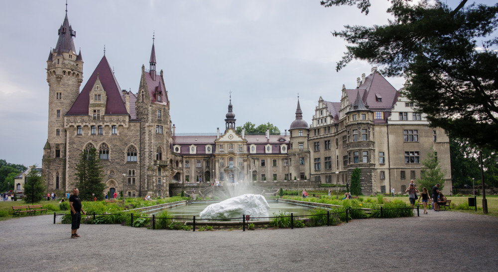 Zamek w Mosznej (fot. East News)