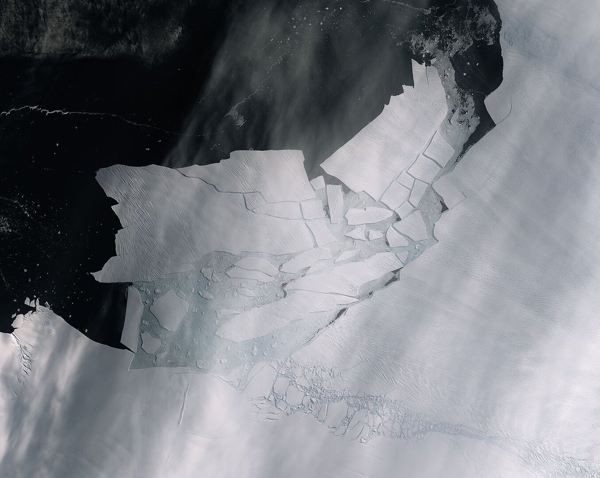 Antarktyda straciła górę lodową wielkości Malty (fot. Copernicus Sentinel / ESA)