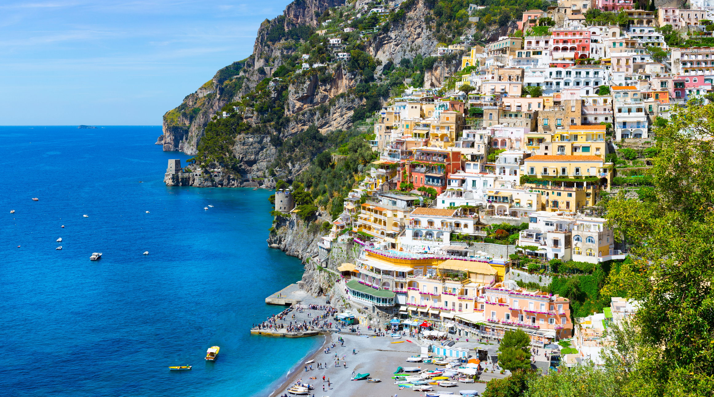 Sorrento – malowniczy zakątek Włoch. Dlaczego warto je odwiedzić?