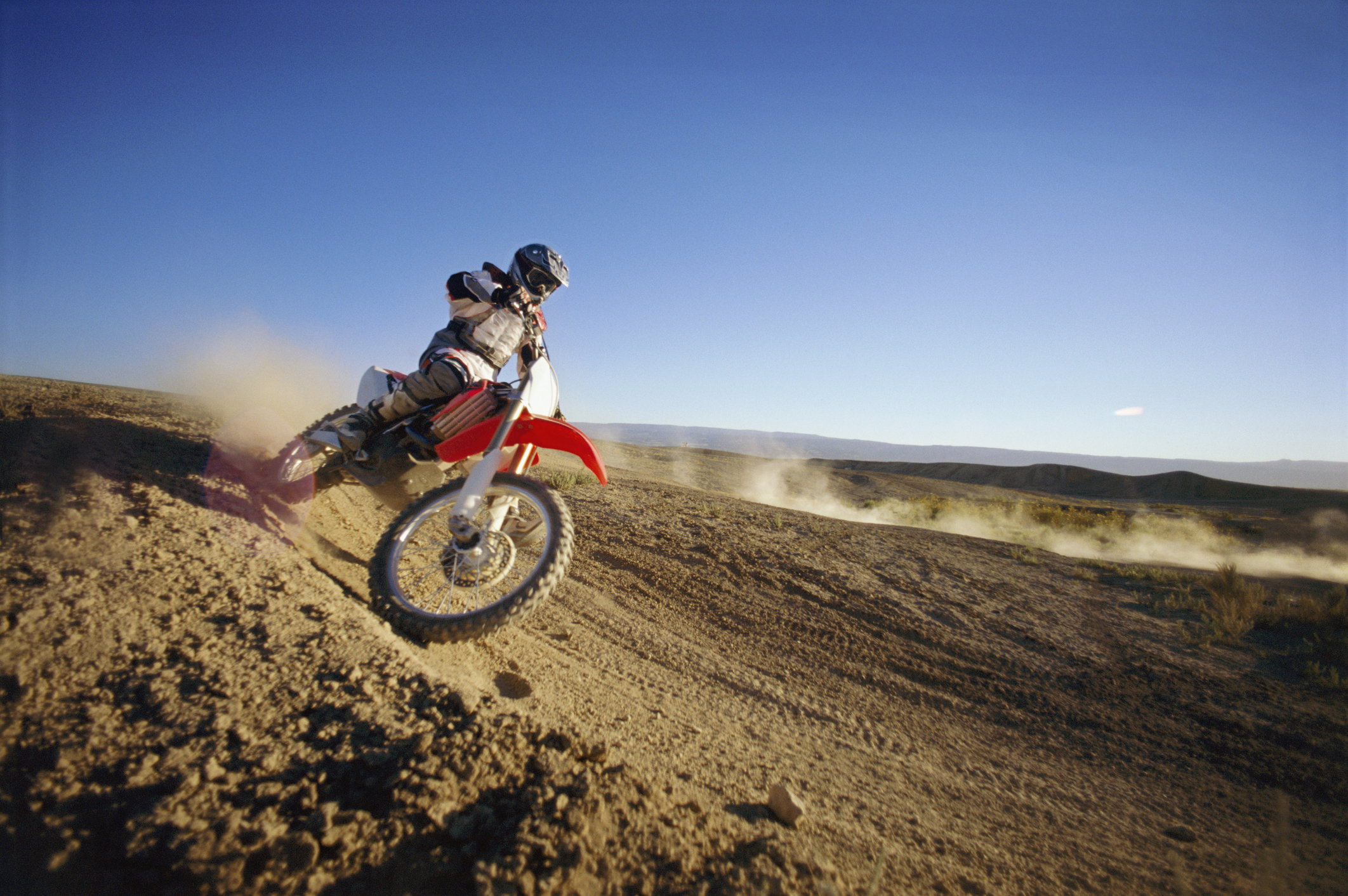 Motocross: jak zacząć trenować? Jak wybrać sprzęt i gdzie można jeździć? (fot. Getty Images)