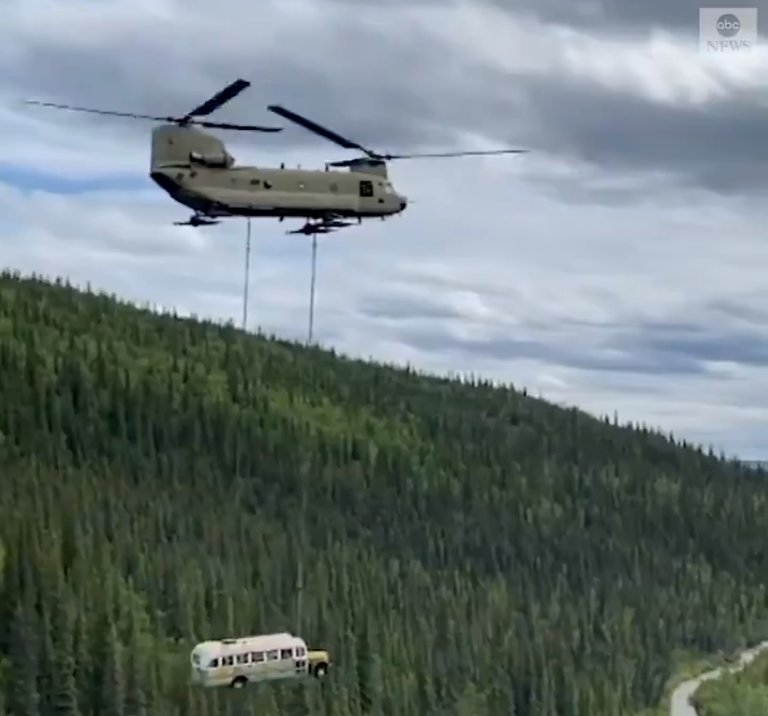 Na Alasce nie ma już busa z „Into the wild”. „To była śmiertelna przynęta na turystów”