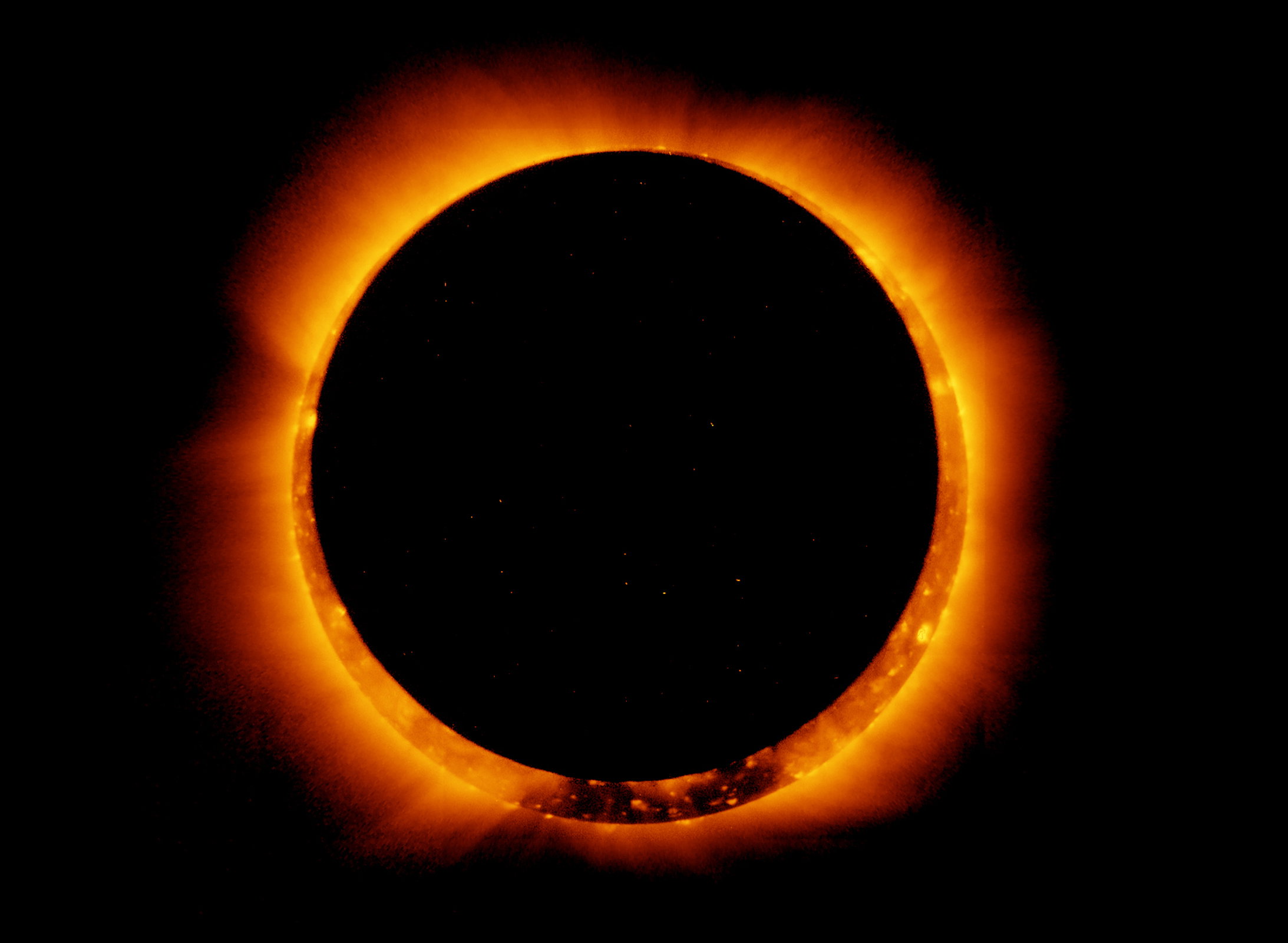 Zaćmienie Słońca fot. NASA/Hinode/XRT