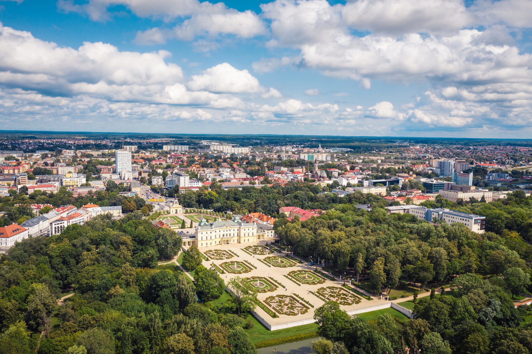 Białystok: co warto zobaczyć? Lista atrakcji i pomysły na weekendowy wypad (fot. Getty Images)