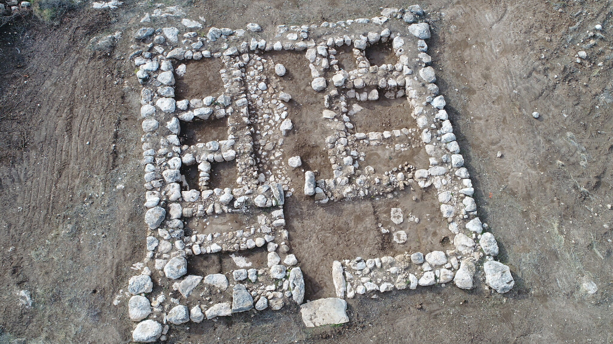 Ruiny datowane są na XII wiek p.n.e. (fot. Emil Aladjem/Israel Antiquities Authority)