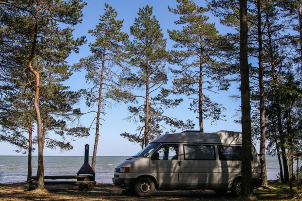 kamper-w-estonii-6b047e9