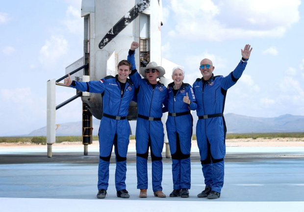 blue-origin-crew-7-24487a4
