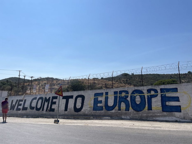 oboz-dla-uchodzcow-na-lesbos7-5827b25