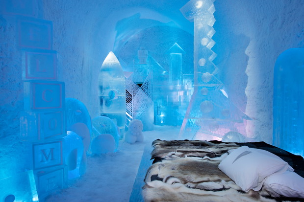 Pokój z zabawkami w Icehotelu