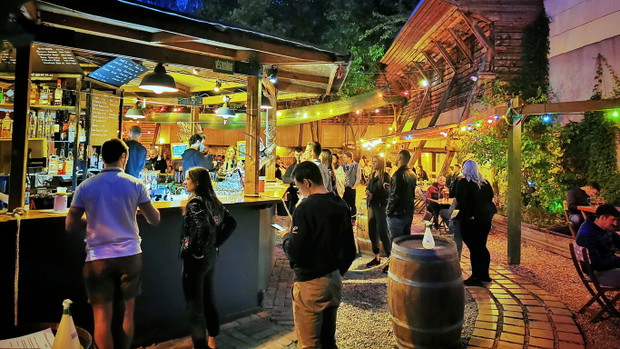 Ruin Bar