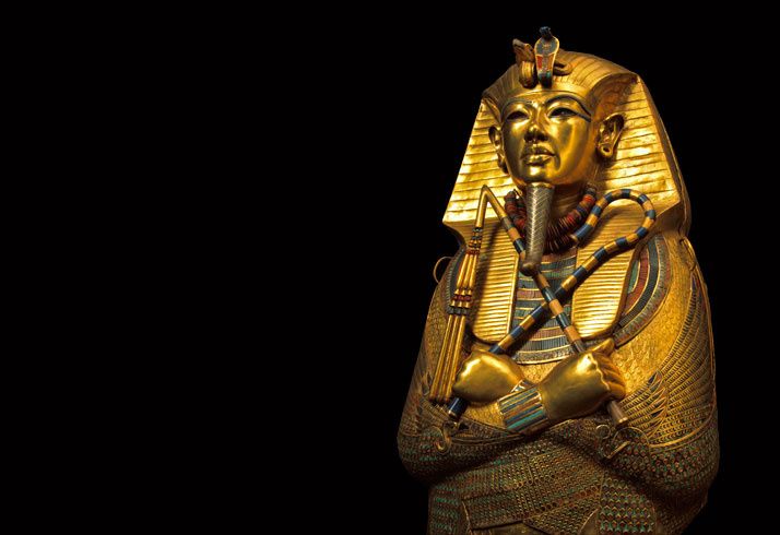 01-solid-gold-coffin-714