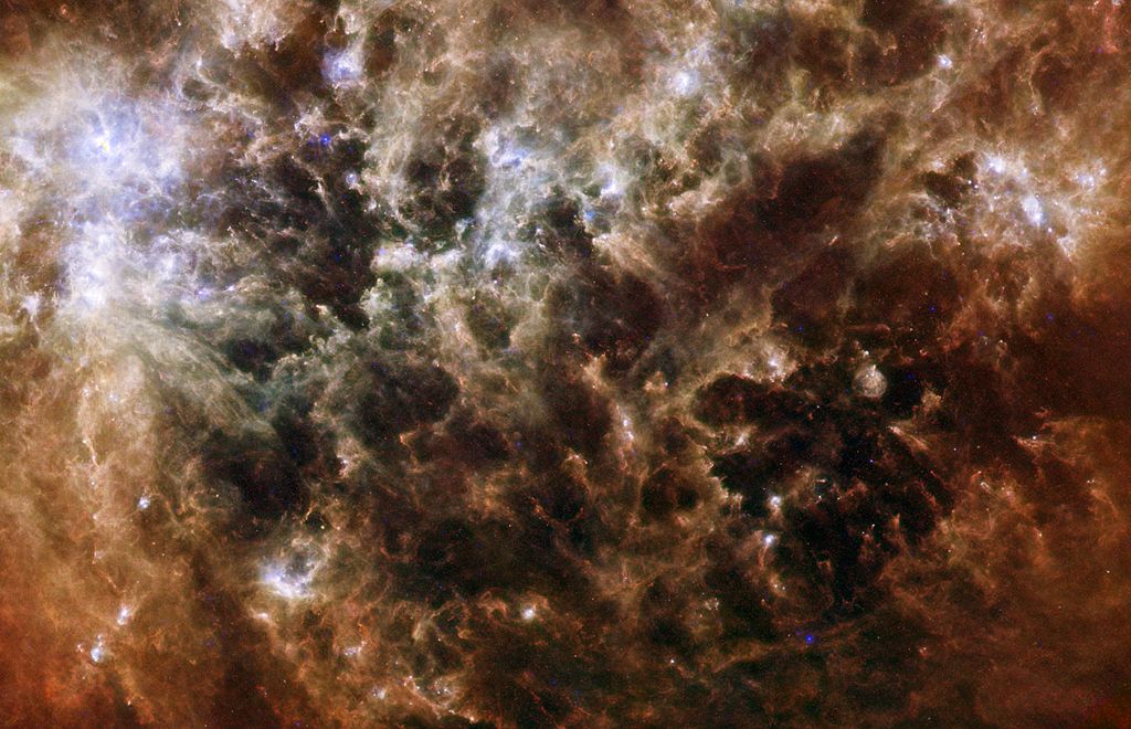 Wielki Obłok Magellana i Mały Obłok Magellana. „Astronomiczna linijka” Wszechświata (fot. Universal History Archive/Universal Images Group via Getty Images)