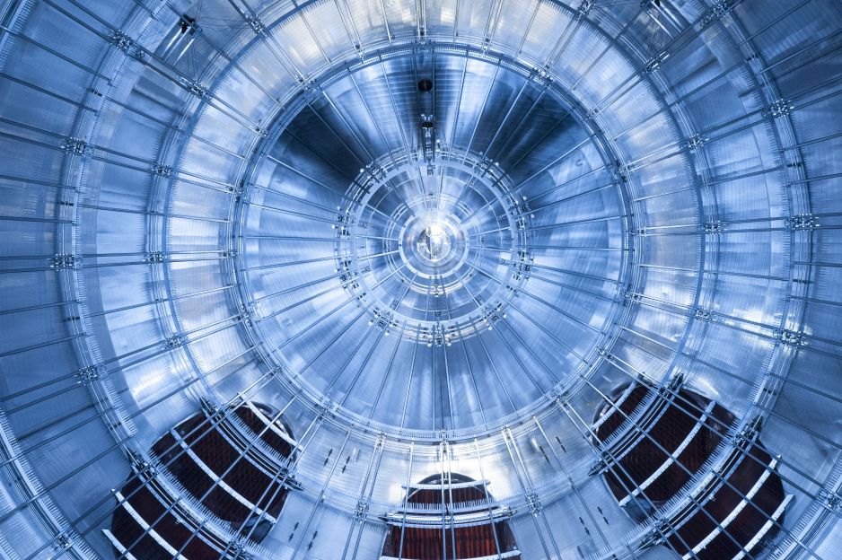 Ile waży neutrino? Naukowcy w końcu zważyli najlżejszą cząstkę elementarną znaną fizyce (fot. Markus Breig, KIT)