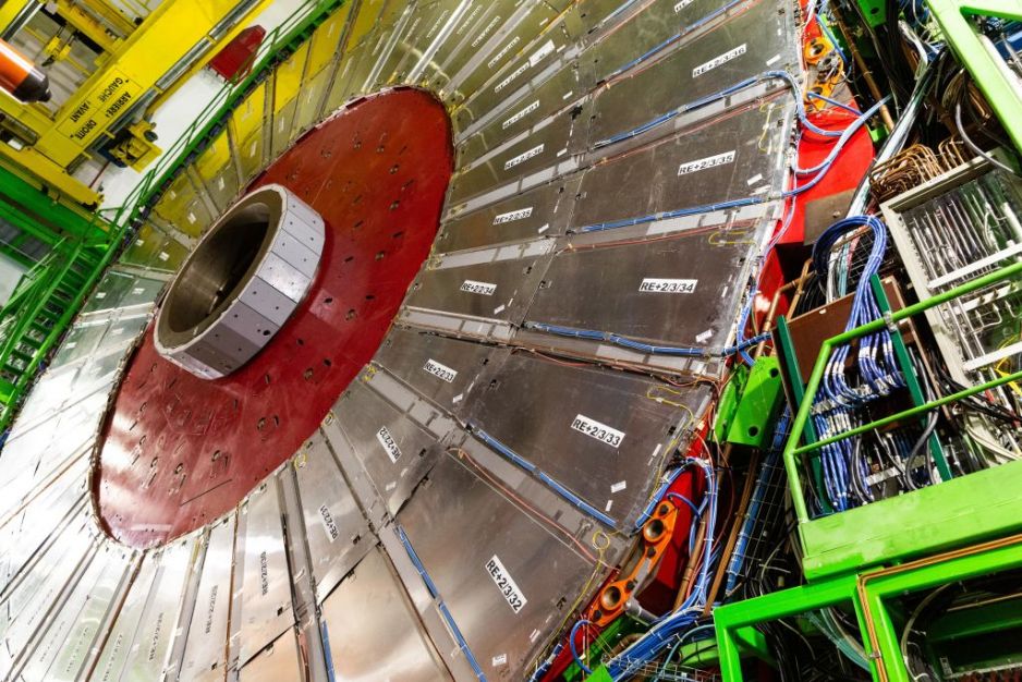 Wielki Zderzacz Hadronów mieści się w ośrodku CERN pod Genewą (fot. Getty Images)
