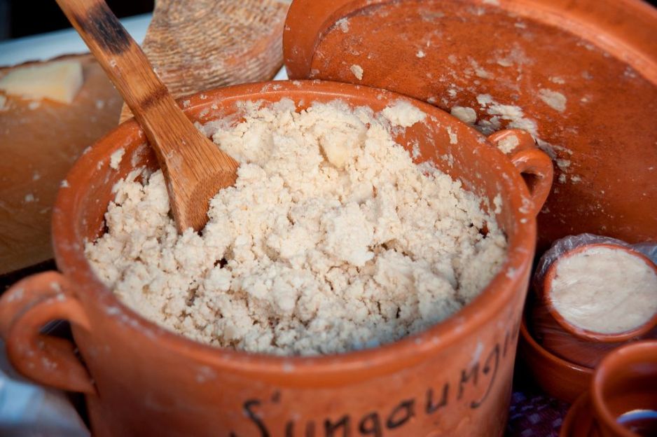 ser casu marzu