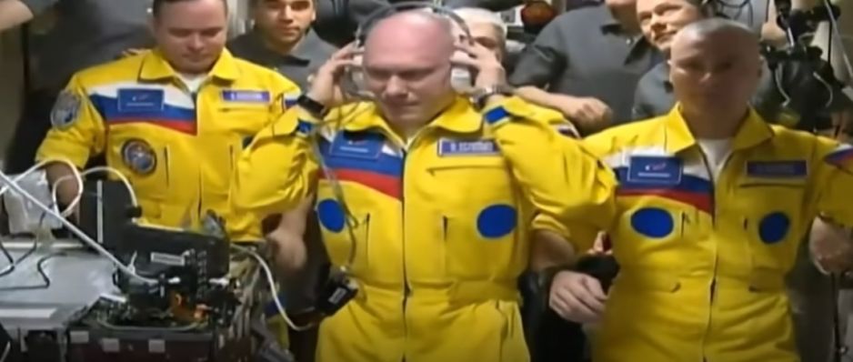 Rosjanie okazali wsparcie Ukrainie? Kolory strojów kosmonautów wywołały kontrowersje